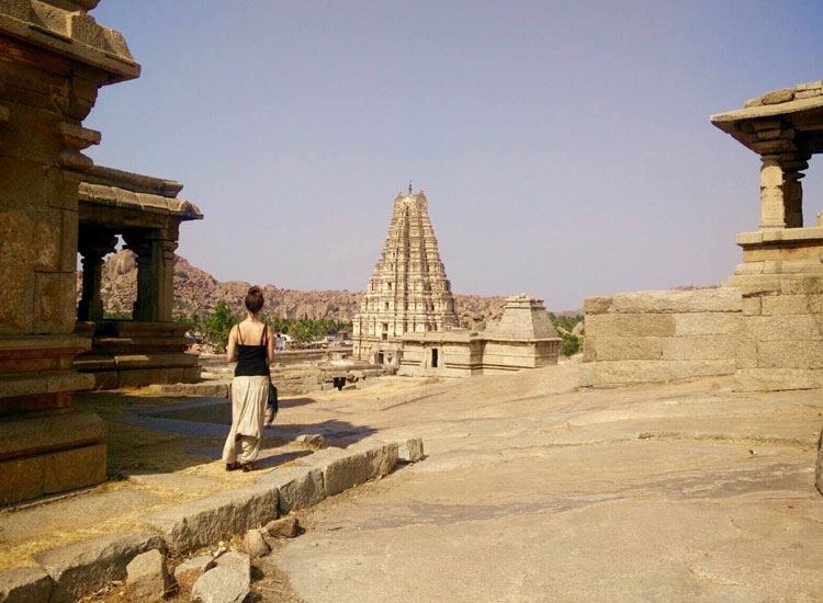 hampi solo travel