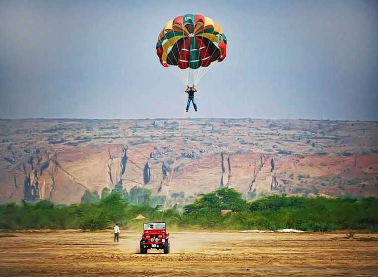 Paragliding in Rajasthan