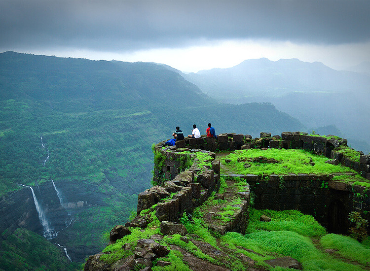 tourist places in maharashtra list