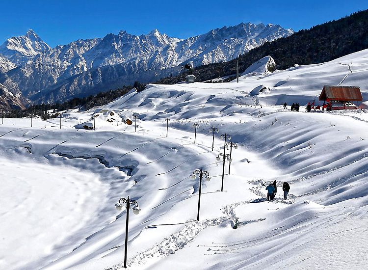 auli skiing