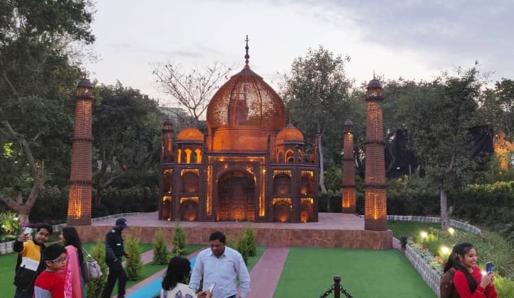 Waste to Wonder Park (New Delhi)