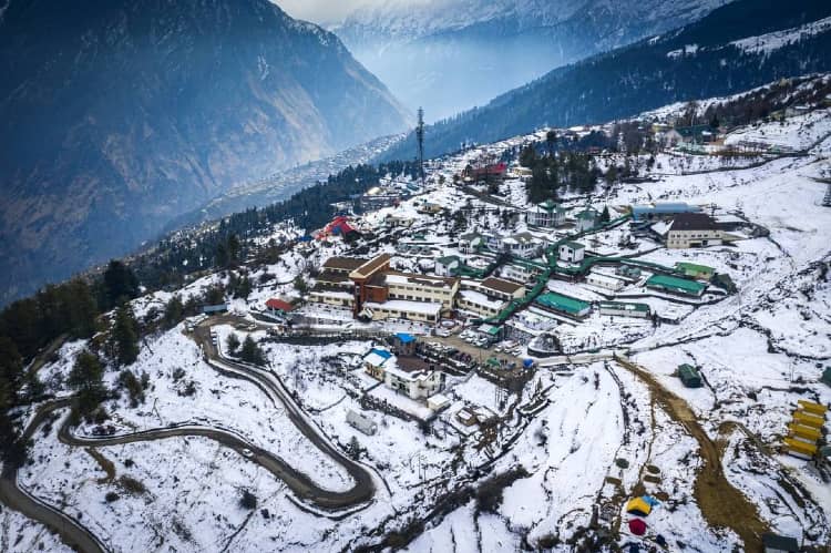 Couples must enjoy honeymoon in Auli