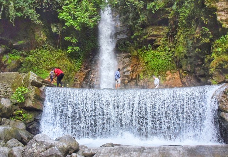 Banjhakri Water Falls