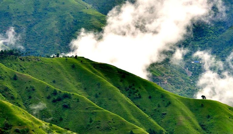 Chail hill station near chandigarh