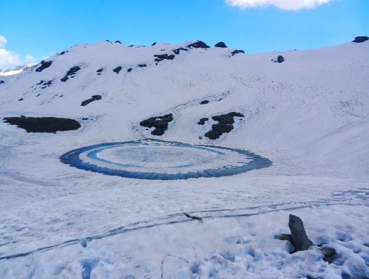 bhrigu lake