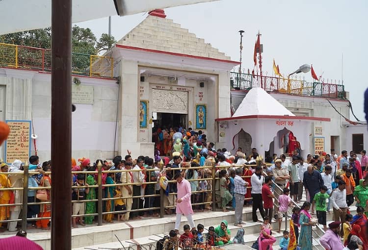 Naina Devi Temple