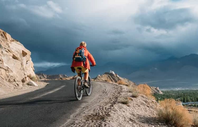 Try Cycling in Ladakh