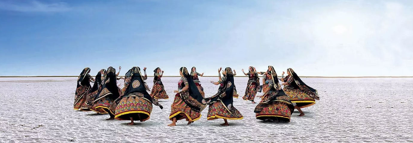 https://www.tourism-of-india.com/pictures/besttimetovisit/best-time-to-visit-rann-of-kutch-slider-19