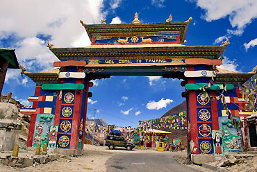 Tawang Tour
