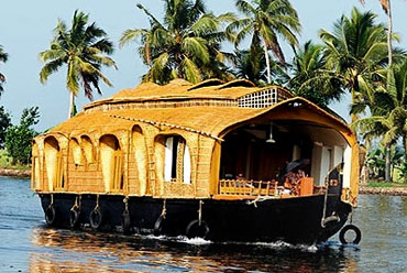 5 Day Kerala Alleppey Houseboat Tour