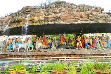 mathura holi tour packages from delhi