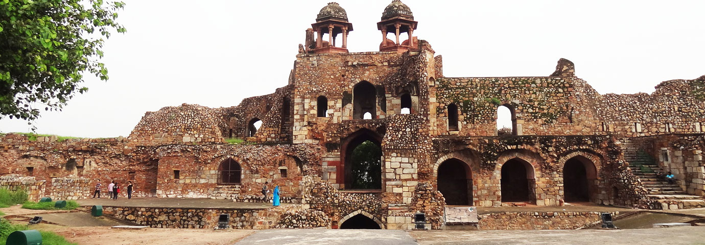 Purana Qila - Old Fort