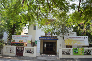Integral Yoga Institute